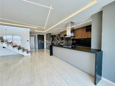 Apartamento de 4 alcobas en venta en Belen Rosales, Medellín, 200 m² · foto 8 de 20