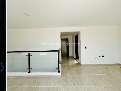 Apartamento de 4 alcobas en venta en Belen Rosales, Medellín, 200 m² · foto 18 de 20
