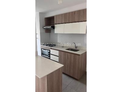 Apartamento de 2 alcobas en venta en San Jose, Sabaneta, 71 m² · foto 6 de 19