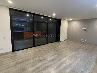Apartamento en venta en Altos Del Poblado, Medellín · foto 7 de 19