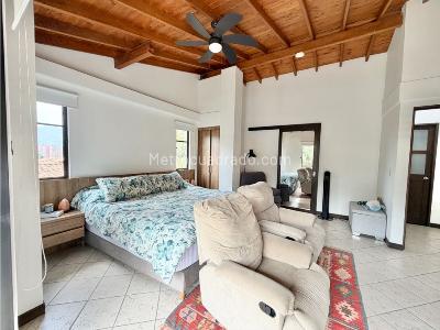 Casa de 4 alcobas en venta en Las Lomitas, Sabaneta, 350 m² · foto 20 de 20