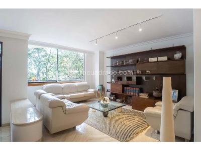 Apartamento de 3 alcobas en venta en San Lucas, Medellín, 578 m² · foto 7 de 11