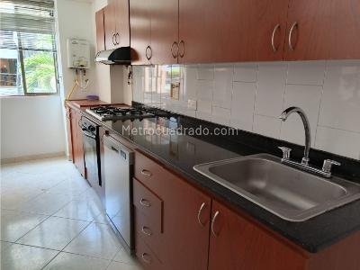 Apartamento en venta en Conquistadores, Medellín · foto 2 de 9
