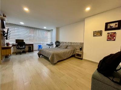 Casa de 4 alcobas en venta en San Remo, Sabaneta, 693 m² · foto 16 de 20