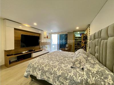 Casa de 4 alcobas en venta en San Remo, Sabaneta, 693 m² · foto 17 de 20