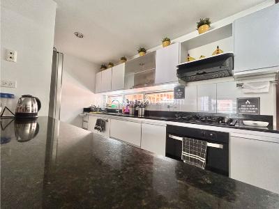 Apartamento en venta en Bosques De Zuñiga, Envigado · foto 5 de 19