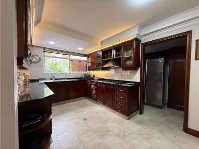 Casa en venta en Loma Del Escobero, Envigado · foto 15 de 20