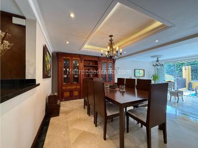Casa en venta en Loma Del Escobero, Envigado · foto 6 de 20