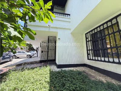 Casa de 5 alcobas en venta en Belen Alameda, Medellín, 294 m² · foto 5 de 20