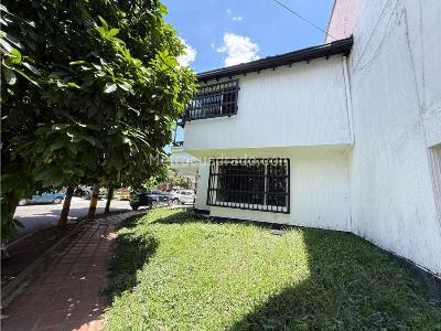 Casa de 5 alcobas en venta en Belen Alameda, Medellín, 294 m² · foto 6 de 20