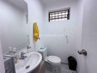 Casa de 5 alcobas en venta en Belen Alameda, Medellín, 294 m² · foto 13 de 20
