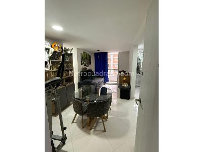 Apartamento de 2 alcobas en venta en Loma De San Jose, Sabaneta, 57 m² · foto 4 de 20