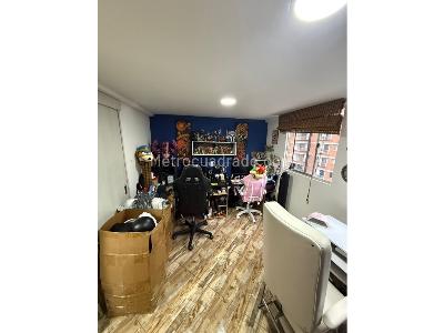 Apartamento de 2 alcobas en venta en Loma De San Jose, Sabaneta, 57 m² · foto 15 de 20