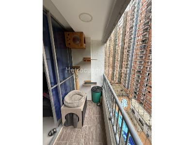 Apartamento de 2 alcobas en venta en Loma De San Jose, Sabaneta, 57 m² · foto 20 de 20