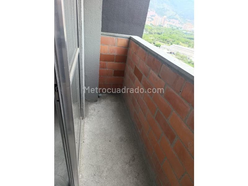 Piso – Bello, La Gabriela - Más