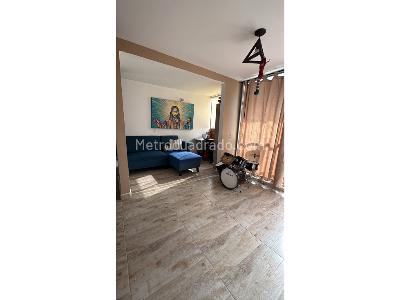 Apartamento de 2 alcobas en venta en Parque De Las Chimeneas, Itagüí, 56 m² · foto 3 de 17