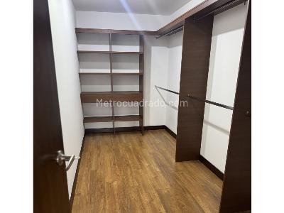 Apartamento de 3 alcobas en venta en El Poblado Milla De Oro, Medellín, 115 m² · foto 4 de 16