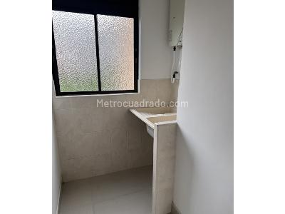 Apartamento de 3 alcobas en venta en El Poblado Milla De Oro, Medellín, 115 m² · foto 6 de 16