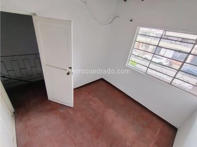 Casa de 4 alcobas en venta en Santa Fe, Medellín, 248 m² · foto 5 de 15