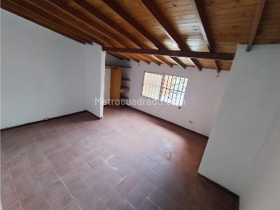 Casa de 4 alcobas en venta en Santa Fe, Medellín, 248 m² · foto 6 de 15
