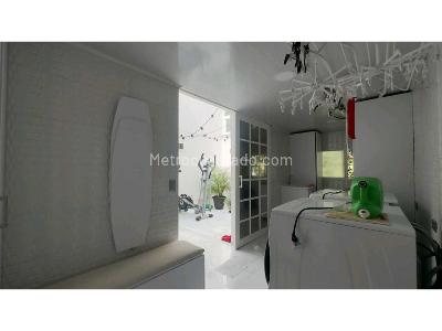Casa de 3 alcobas en venta en San Jose, Envigado, 200 m² · foto 7 de 20