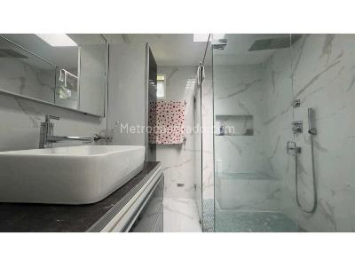 Casa de 3 alcobas en venta en San Jose, Envigado, 200 m² · foto 12 de 20