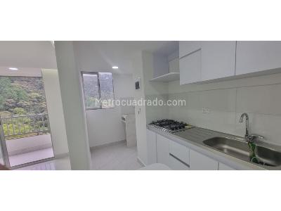 Apartamento de 2 alcobas en venta en Loma De San Jose, Sabaneta, 53 m² · foto 5 de 20