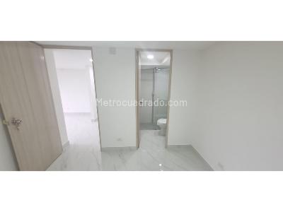 Apartamento de 2 alcobas en venta en Loma De San Jose, Sabaneta, 53 m² · foto 8 de 20