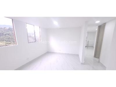 Apartamento de 2 alcobas en venta en Loma De San Jose, Sabaneta, 53 m² · foto 14 de 20
