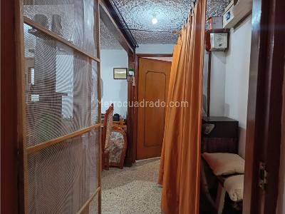Apartamento en venta en Centro La Candelaria, Medellín · foto 16 de 18