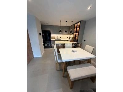 Apartamento en venta en La Floresta, Medellín · foto 2 de 17