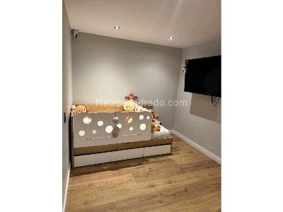 Apartamento en venta en La Floresta, Medellín · foto 6 de 17