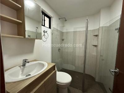 Apartamento en venta en Asturias, Itagüí · foto 5 de 12