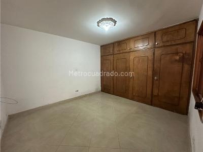 Apartamento en venta en Asturias, Itagüí · foto 6 de 12