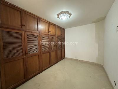 Apartamento en venta en Asturias, Itagüí · foto 7 de 12