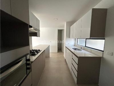 Apartamento en venta en Castropol, Medellín · foto 17 de 20