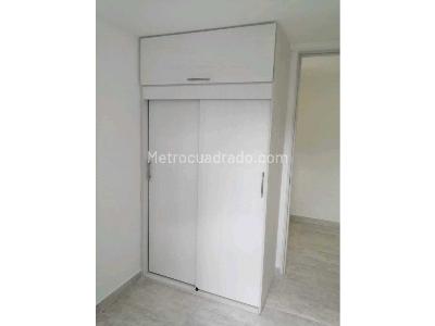 Apartamento de 3 alcobas en venta en San Jose, Sabaneta, 57 m² · foto 10 de 13