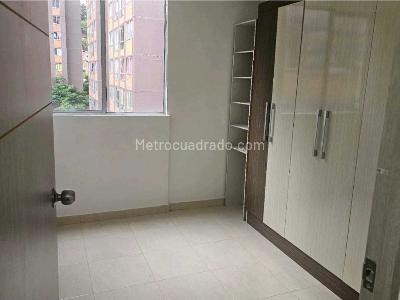 Apartamento de 3 alcobas en venta en El Trapiche, Bello, 54 m² · foto 8 de 10
