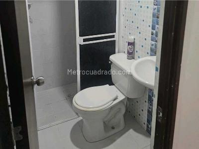 Apartamento de 3 alcobas en venta en El Trapiche, Bello, 54 m² · foto 10 de 10