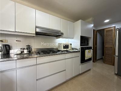 Apartamento de 3 alcobas en venta en Alejandria, Medellín, 173 m² · foto 11 de 20
