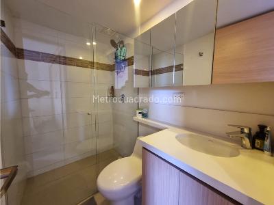 Apartamento en venta en Prados De Sabaneta, Sabaneta · foto 14 de 20