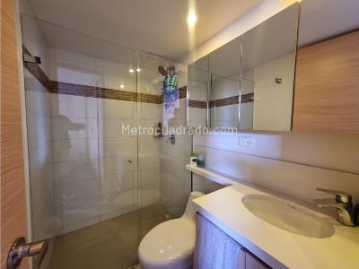 Apartamento en venta en Prados De Sabaneta, Sabaneta · foto 18 de 20