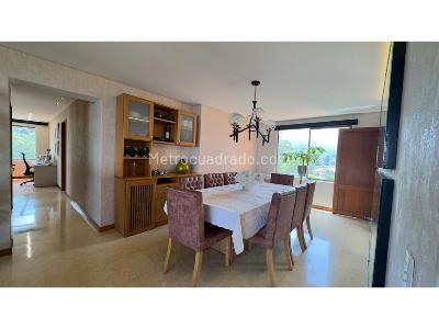 Apartamento de 3 alcobas en venta en El Poblado, Medellín, 215 m² · foto 4 de 20