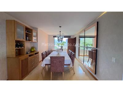 Apartamento de 3 alcobas en venta en El Poblado, Medellín, 215 m² · foto 5 de 20