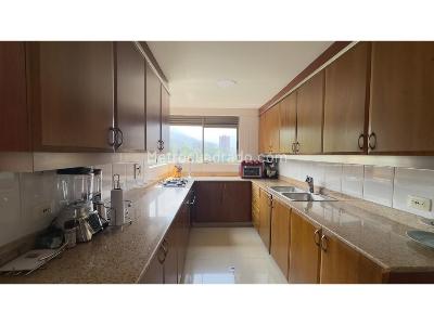 Apartamento de 3 alcobas en venta en El Poblado, Medellín, 215 m² · foto 7 de 20