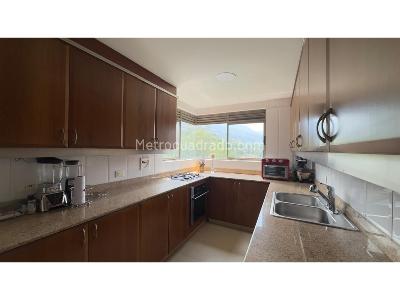 Apartamento de 3 alcobas en venta en El Poblado, Medellín, 215 m² · foto 8 de 20