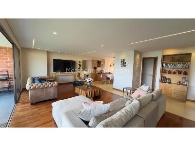 Apartamento de 3 alcobas en venta en El Poblado, Medellín, 215 m² · foto 10 de 20