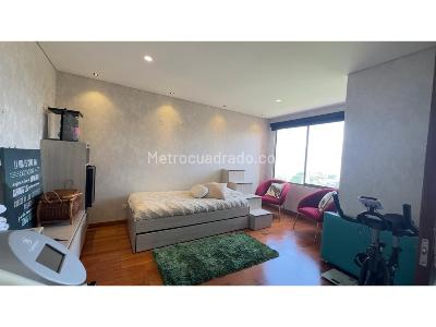Apartamento de 3 alcobas en venta en El Poblado, Medellín, 215 m² · foto 15 de 20