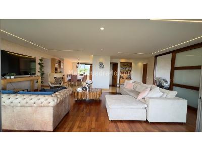 Apartamento de 3 alcobas en venta en El Poblado, Medellín, 215 m² · foto 17 de 20
