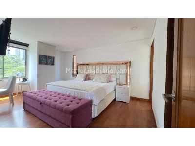 Apartamento de 3 alcobas en venta en El Poblado, Medellín, 215 m² · foto 19 de 20